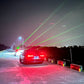 🚗 DESCONTO DE 50% POR TEMPO LIMITADO! 🔦 Luz de aviso a laser para segurança automóvel – Alta visibilidade, à prova de água, carregamento por USB-C ⚡
