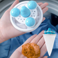 Bola flutuante para a máquina de lavar roupa, melhorada com um saco filtrante para remover os cabelos