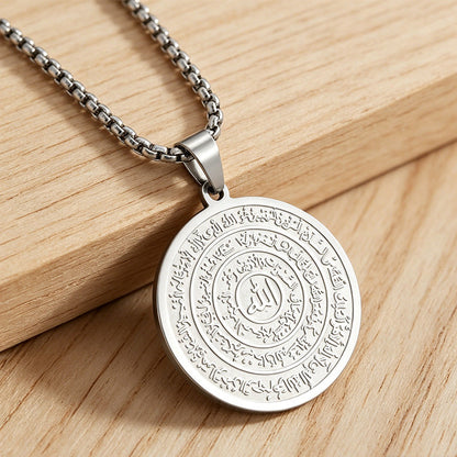 📿✨50% DE DESCONTO⏰ Colar em aço inoxidável, com elegante caligrafia árabe, uma peça de joalharia cheia de estilo💖